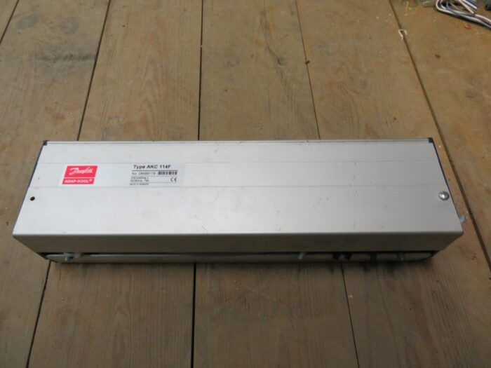 Regulador Danfoss AKC-114