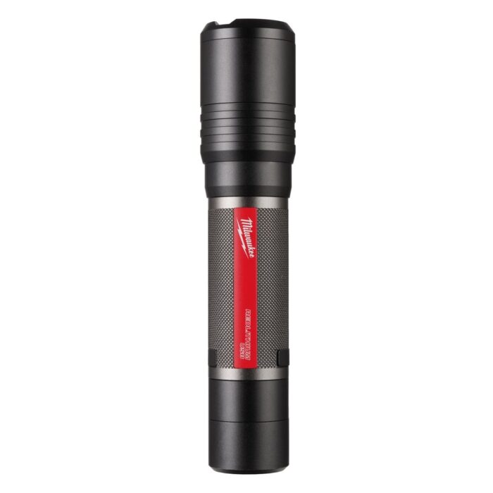 Linterna táctica con foco REDLITHIUM™ USB TRUEVIEW™, 4 modos - 2.000/1.300/800/100 Lúmenes, protección IP67, resistente a químicos, foco deslizante. Se suministra con 1 batería L4B3 y cable micro USB Milwaukee