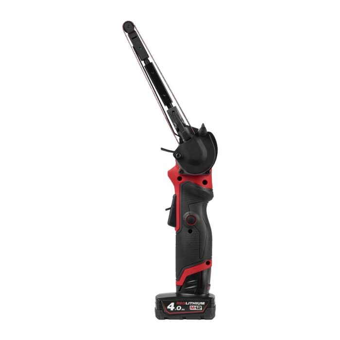 Lijadora de banda subcompacta M12 FUEL™, ancho de banda 13mm, 2 modos: 0-7.200/0-14.500rpm, ajuste de la cabeza de 360°, cambio de accesorio sin llave, función reversible, iluminación LED. Se suministra con 2 baterías M12B4 y cargador C12C, en bolsa de transporte Milwaukee