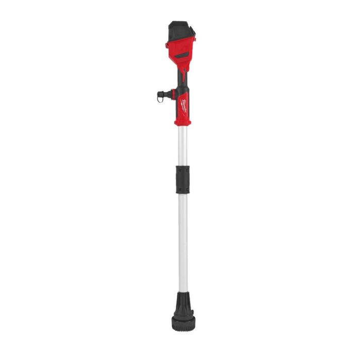 Bomba de pie sumergible M18™, sistema de filtrado único HYDROPASS™ para trabajar con agua sucia, 5,670l/h (94,5l/min) de caudal máximo, sumergible hasta a 107cm, bombea hasta a una altura máxima de 5,1m, temperatura máxima de agua 60°C, recepción de 1 1/4" BSPT con una derivación en "Y" para conectar 2 mangueras con rosca 3/4". Se suministra con 1 batería FORGE™ M18FB8 y cargador rápido M12-18FC Milwaukee
