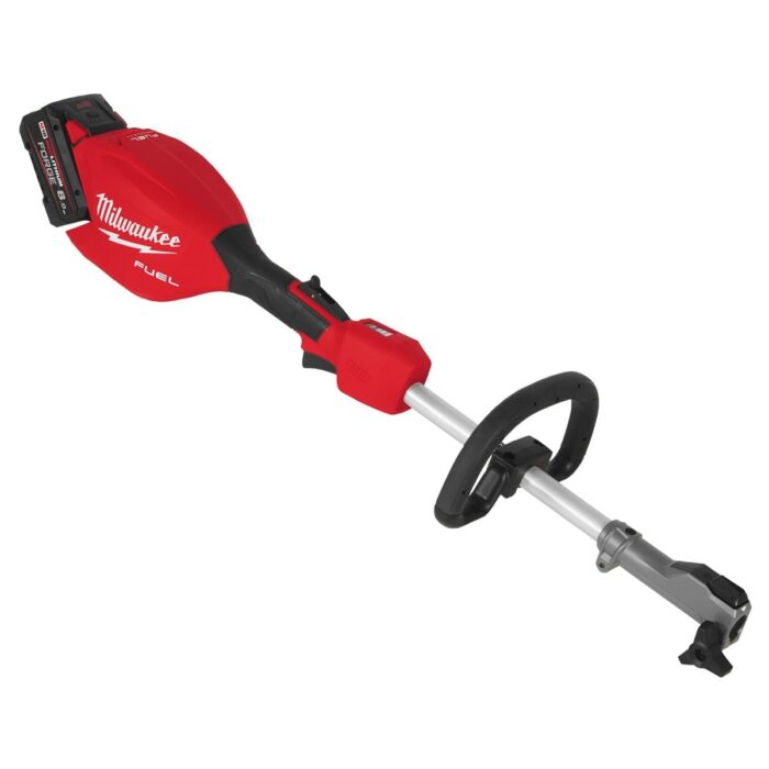 Motor para accesorios de jardín M18 FUEL™ QUIK-LOK™, 3 velocidades, incluye correa de hombro. Se suministra con 2 baterías FORGE™ M18FB8 y cargador rápido M12-18FC Milwaukee